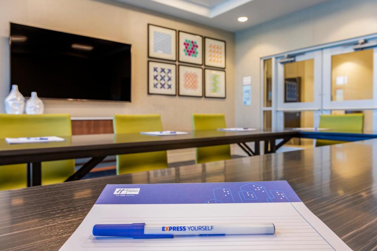 Holiday Inn Express & Suites - Phoenix Dwtn - State Capitol By Ihg Экстерьер фото